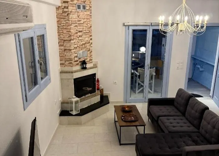 בית נופש Luxury - Dias Alikí