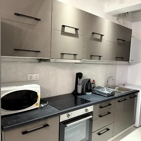 Luxury - Dias * Alikí